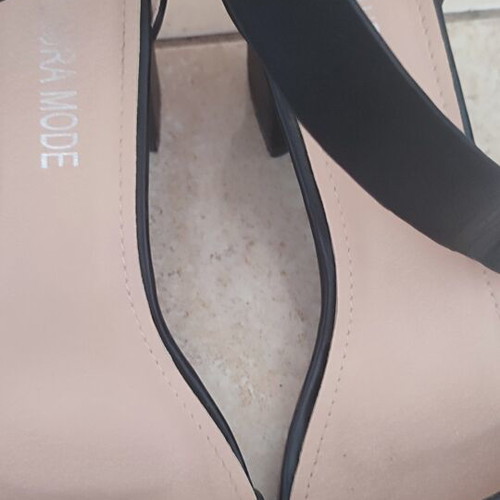 Sandals with ankle strap like new, size 39, black, 6 cm heel