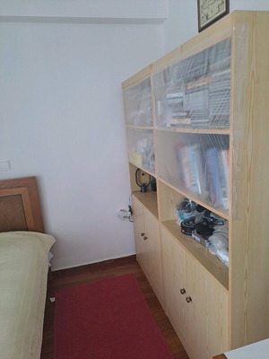 Double wooden bookcase used with 2 cabinets and 5 shelves