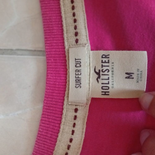 Hollister unisex surfer cut short sleeve shirt like new, pink