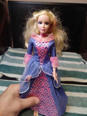 Barbie Ωραία κοιμωμένη μεταχειρισμένη, χωρίς τιάρα