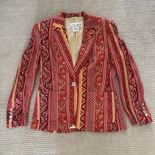 LAURÉL vintage (80s) summer blazer used with amazing details
