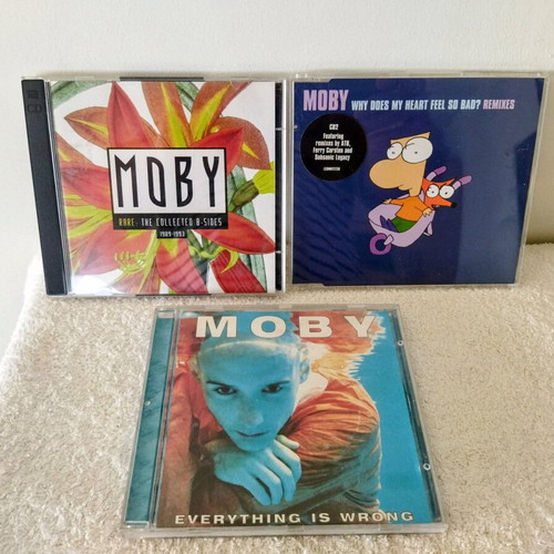 Moby pack of 4 CDs like new, electronic music
