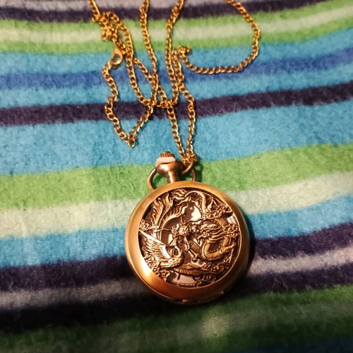 Unisex pocket watch new with dragon theme gold color