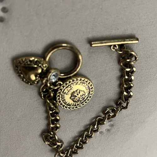 Bracelet used, gold-colored