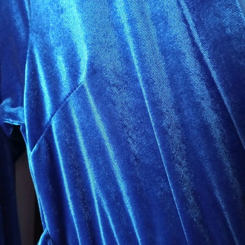 Marilyn velvet dress blue royal new, long with belt