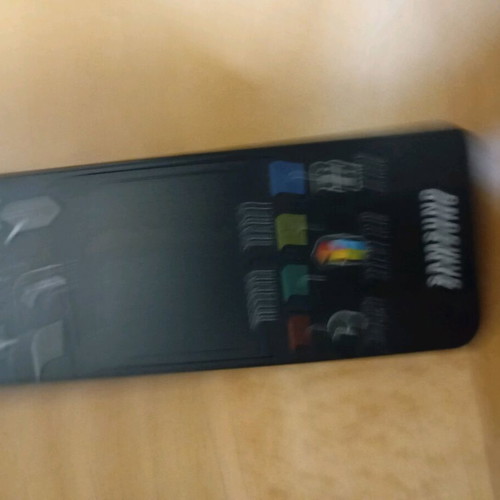 Samsung TV remote used, in good working condition