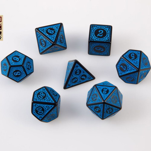 Dungeons & Dragons Dice Set with Pouch new