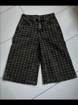 Gray bermuda shorts size M with studs