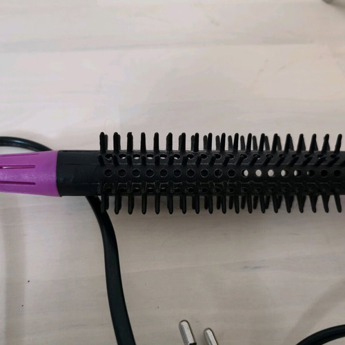 Clatronic electric hair brush like new, plastic