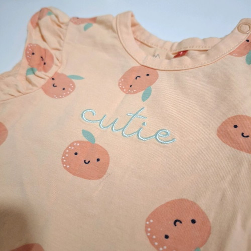 Mangoon baby bodysuit 3-6 months 68cm like new, orange with oranges and frills