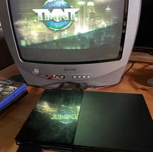 Playstation 2 slim перфектна самостоятелна конзола