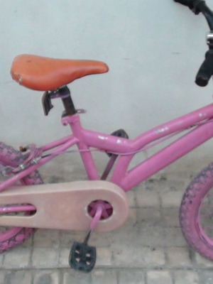 Ποδήλατο BMX 16 ιντσών μεταχειρισμένο με κράνος και V-Brakes