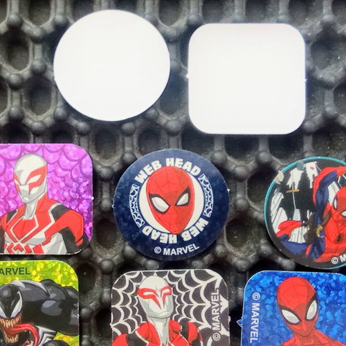 Marvel mini paper caps used, pack of 11, rare superheroes