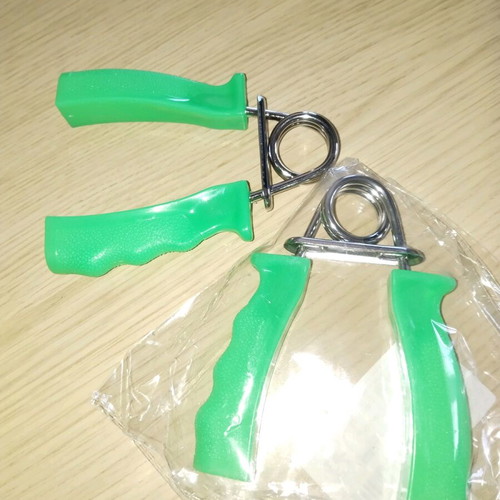 Hand Strengtheners new, set of 2, green color