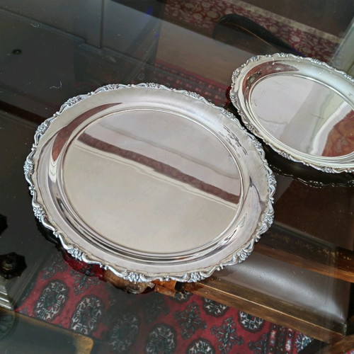 Silver-plated placemats used, classic style, 28cm diameter