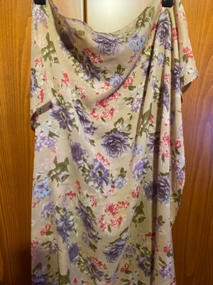 Шал като нов, квадратен кърпичка 1 метър