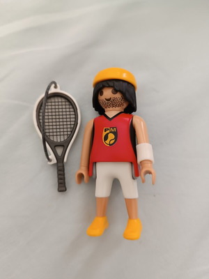 Playmobil Figures Series 9 like new, missing one towel