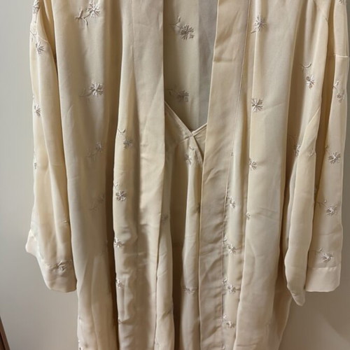 Baby doll set new, beige with embroidered flowers