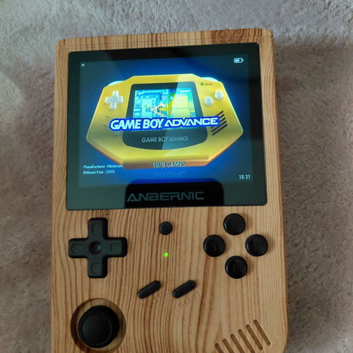 Multi Emulator Console like new with 4GB - 320GB storage