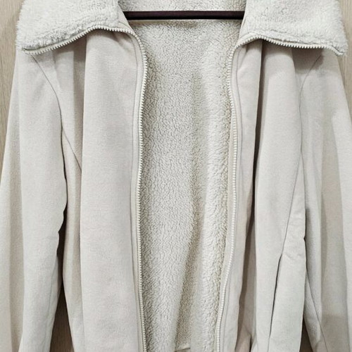 Intimissimi cardigan medium like new, very warm, beige