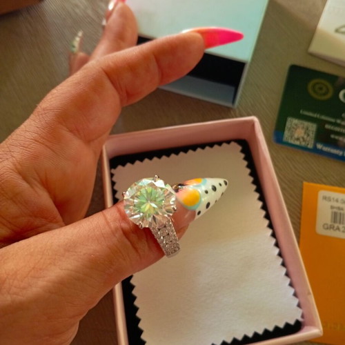 Silver Solitaire Ring with 10 Carat Mossanite, New, Size 59