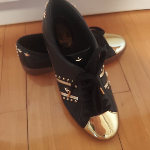 Michael Kors sneakers size 39, like new, black with gold details