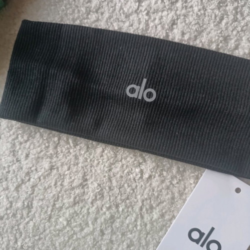 Alo Yoga headband black new