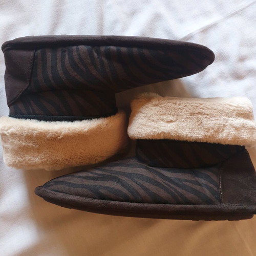 Slippers bootie with fur new, size 37-38 Marks & Spencer