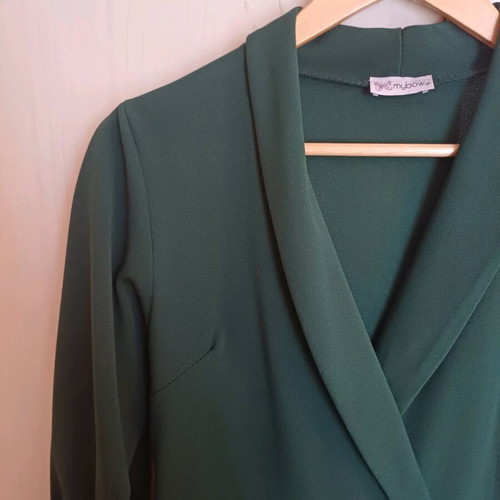 Wardrobe with 5 dresses, 3 skirts and Zic Zac coat like new