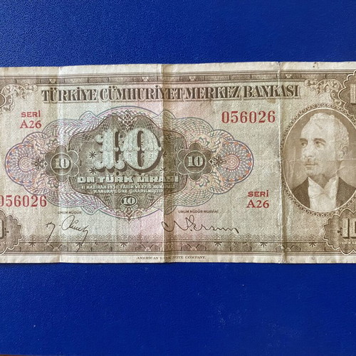 Collectible 10 Turkish Lira banknote used, 1930s, portrait İsmet İnönü, series A26