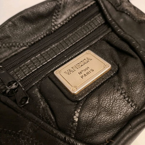 Leather backpack used, black, with zipper, 15x25cm