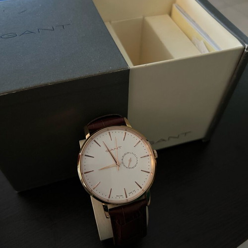 Gant watch like new with brown leather strap