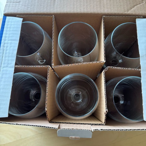Atenea set of 6 unbreakable 58cl stemmed glasses new
