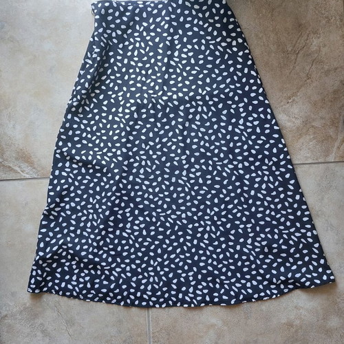 Midi skirt black and white with side slit, size Small