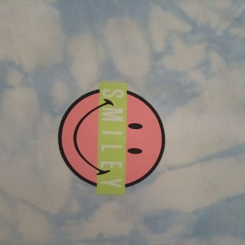Smiley sweatshirt like new, size M/L, multicolor turquoise