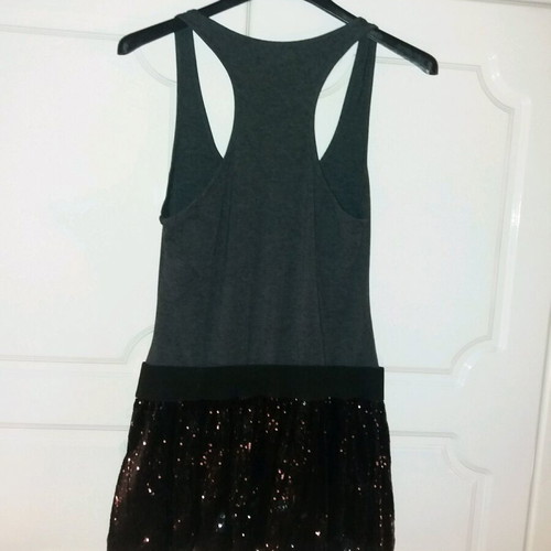 Dress M with elastic band and sequin skirt, new, black
