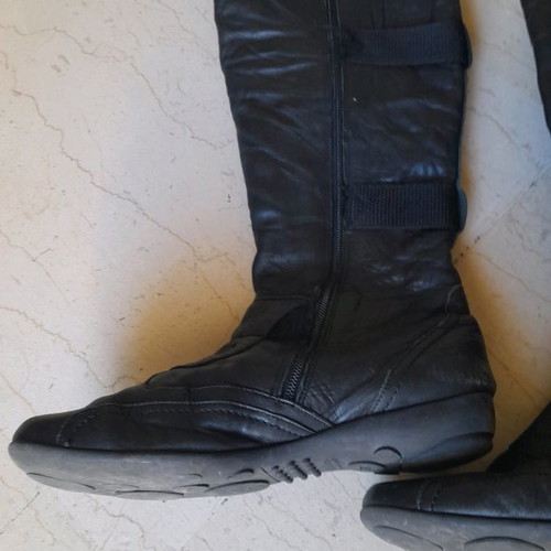 Boxer boots size 38 used, black in good condition