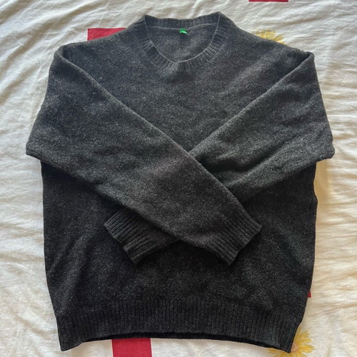 United Colors of Benetton sweater set like new, size M, grey and brown