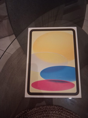 iPad A16 128 GB yellow