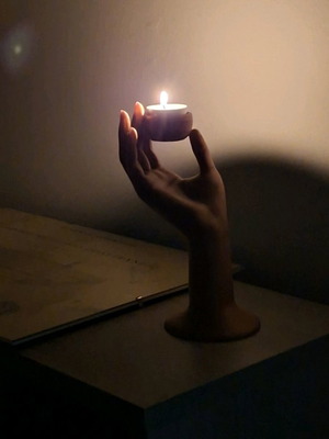 Hand-shaped 3D printed candle holder handmade, new, eco friendly