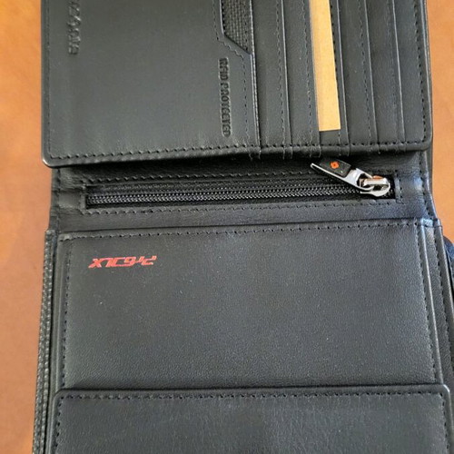 Samsonite leather wallet new, black