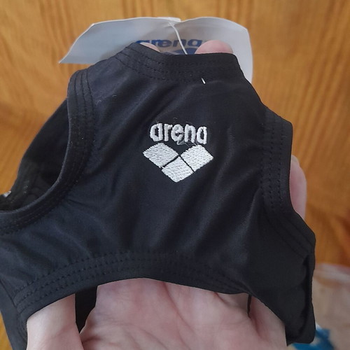 NEW Girls' sports swimsuit Arena 26-->6