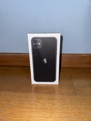 IPhone 11 128GB black used with Dual SIM and 75% battery health