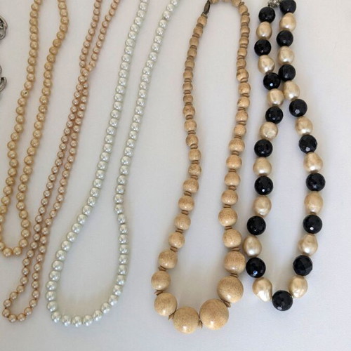 Vintage faux bijoux used, lot of many pieces
