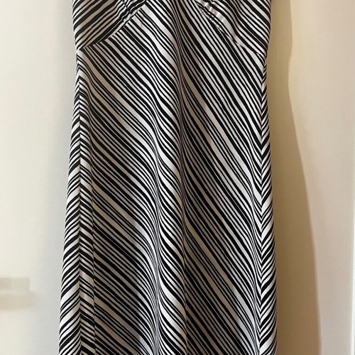 In Wear dress used, size S, black and white