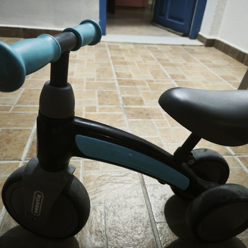 Children's balance bike