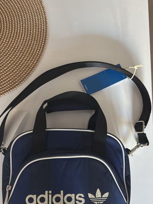 Adidas Originals Airliner shoulder bag, small, blue and white