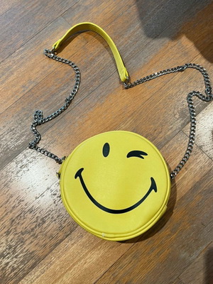 Smiley World yellow bag like new