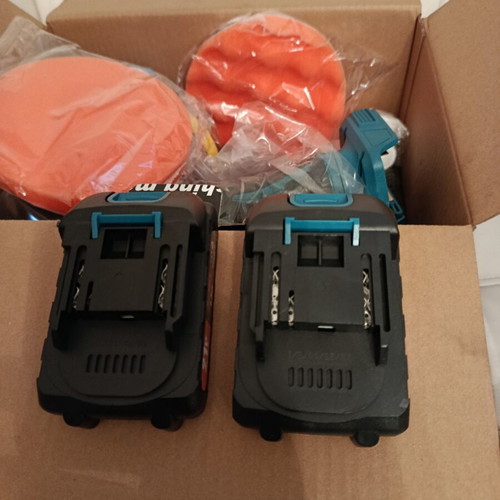 Waxing and polishing machine with two batteries, new