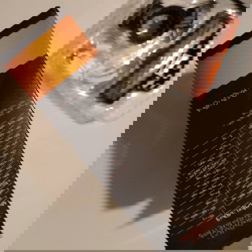 Φακός και πίσω φως ποδηλάτου με ενσωματωμένη επαναφορτιζόμενη μπαταρία και USB C